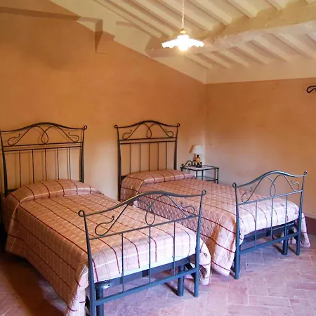 Strada Sleeps 17 Pool Wifi * Villastrada (Umbria)